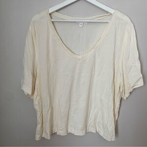 BP T-Shirt Top Off-White Cream Lace Trim Basics Casual V-Neck Neutral Trendy